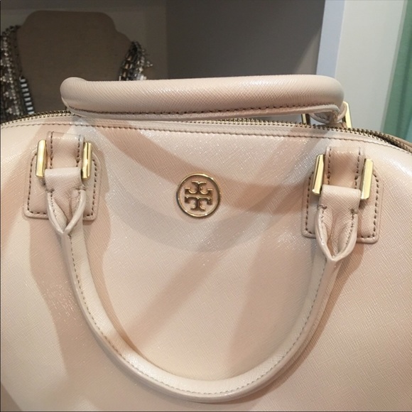 🔥 1 DAY SALE🔥Tory  Burch 🔥 - Picture 2 of 7